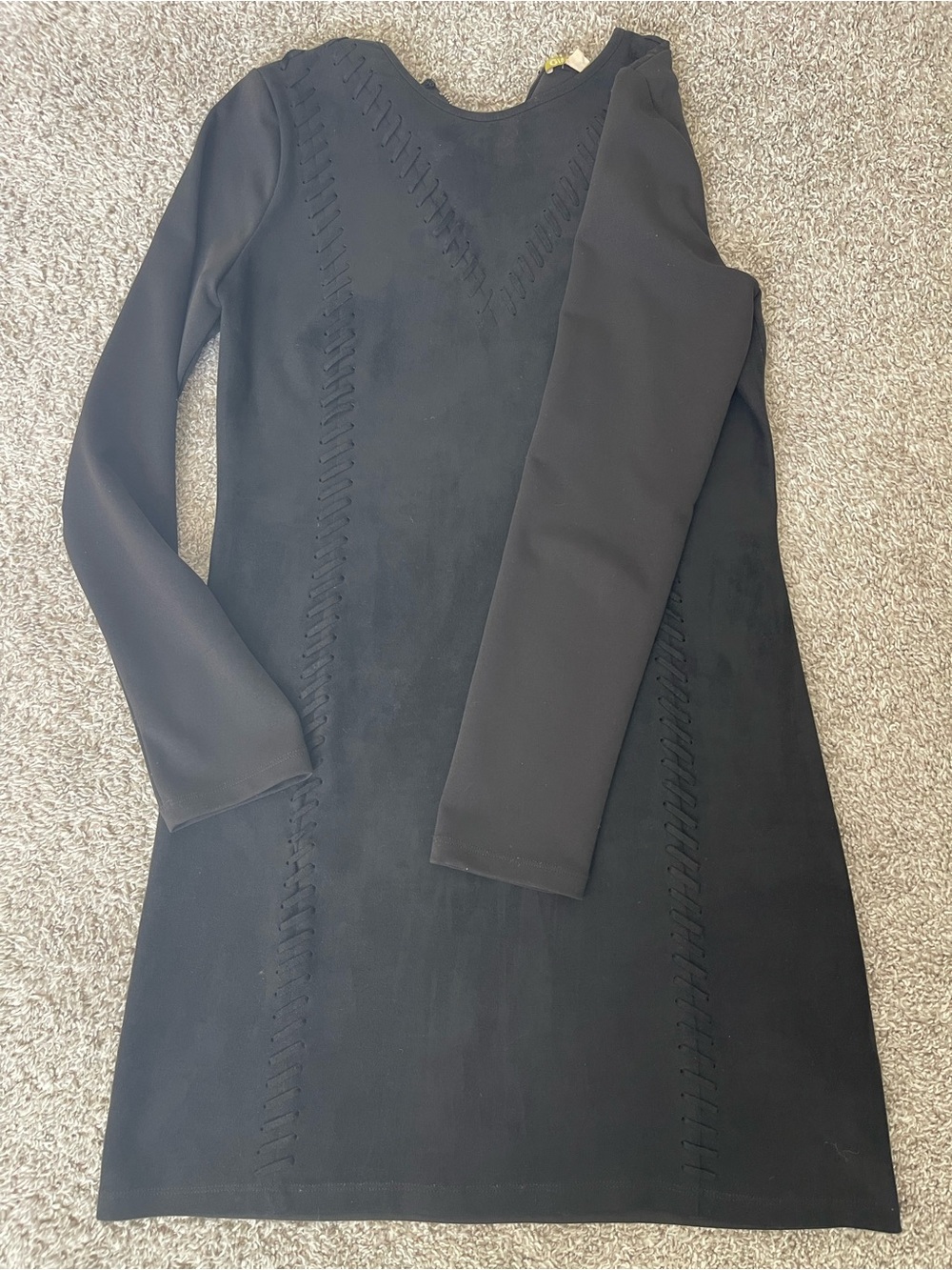 Gianni Bini Black Long-Sleeve Shift Dress with Stitch Detail